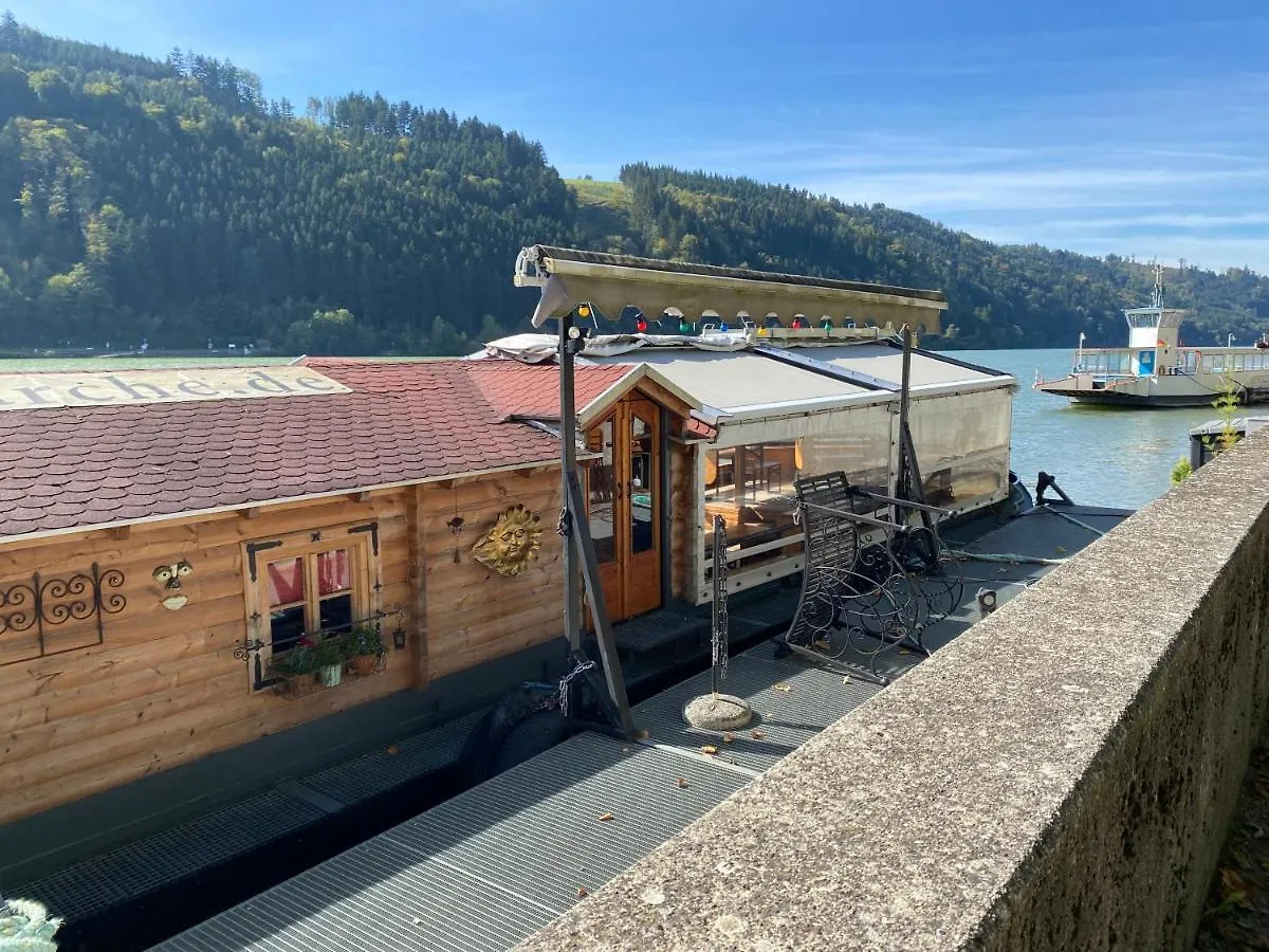 Appartement Gabriela Achtung Nur Feriengaeste Willkommen,Es Ist Keine Arbeiterunterkunft Obernzell 0*,  Germany